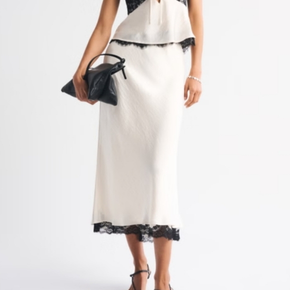 a new day Dresses & Skirts - A New Day Lace Trim Midi Skirt